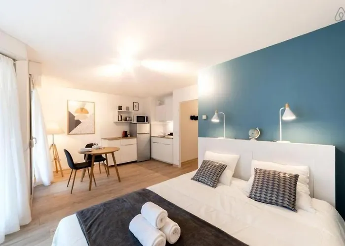 In | Cocon Part-dieu Avec Balcon Apartament *